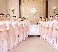 美容美甲培训(五校区全国招代理招生)